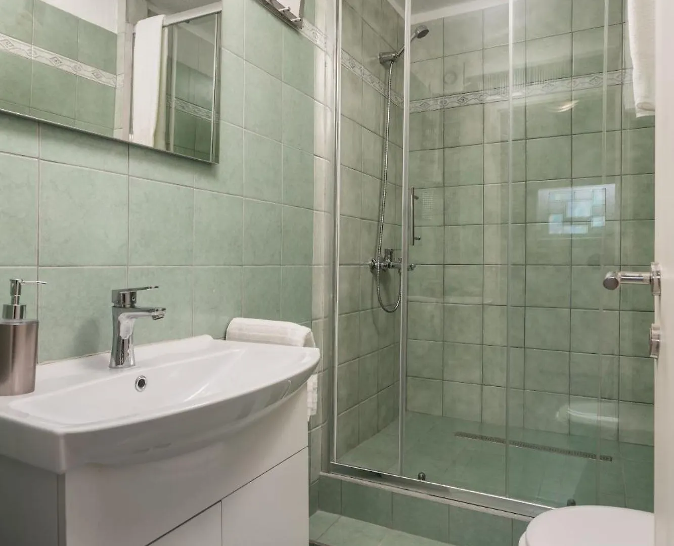 Apartments Helix Rijeka 0*,  Croatia